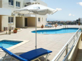 2 bedrooms appartement with sea view shared pool and enclosed garden at Larnaca 2 km away from the beach